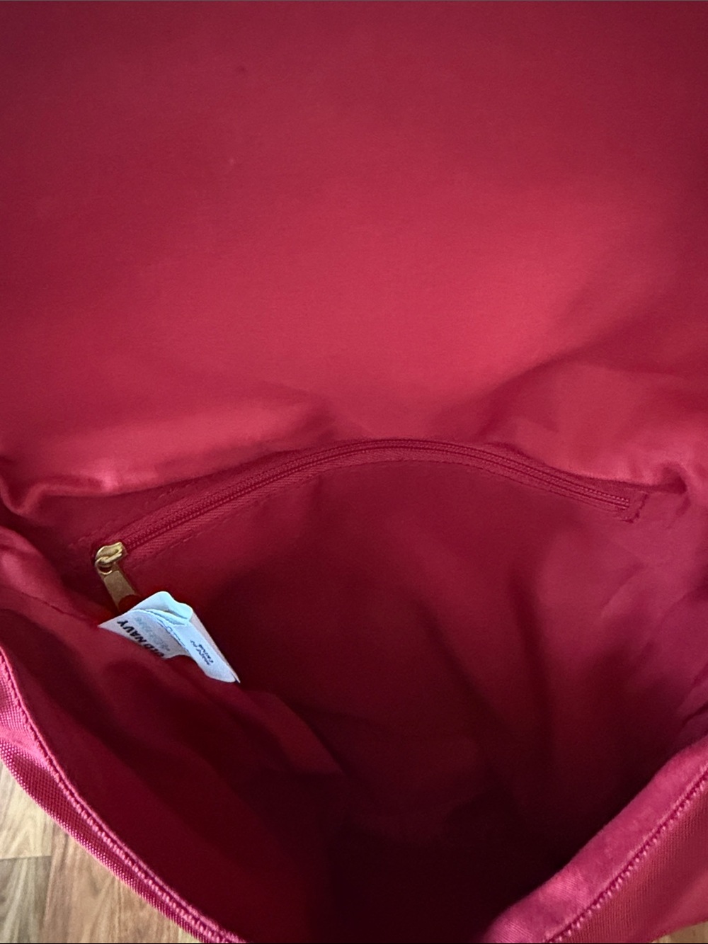 Old Navy Red Crossbody Bag with Brown Strap and Gold Hardware - Picture 4 of 7